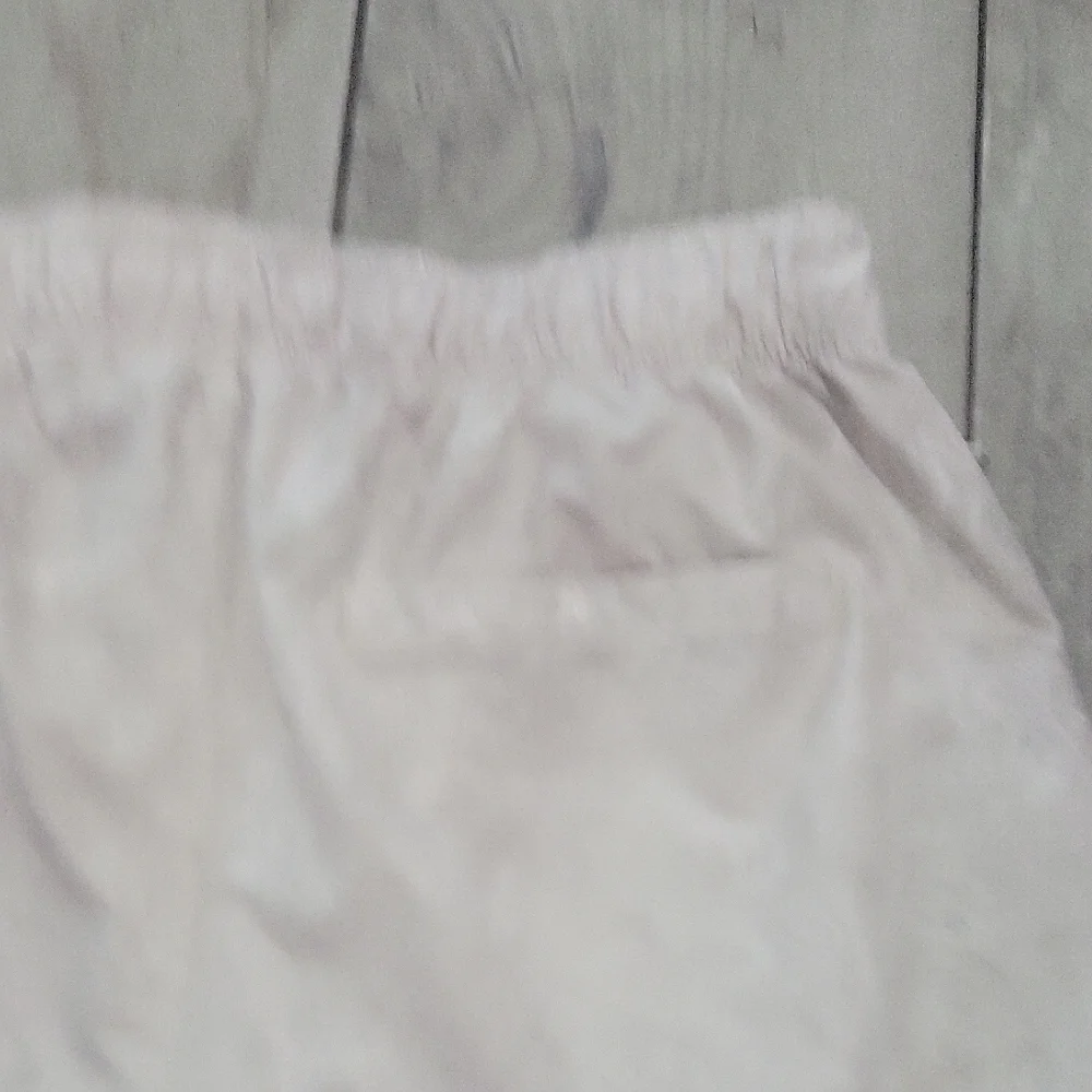 Abercrombie & Fitch Cream Athletic Shorts size medium #21 - Picture 4 of 5